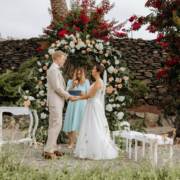 Quien oficia la boda