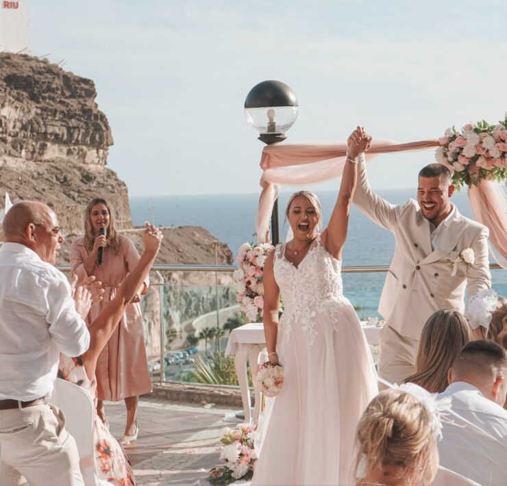 oficiante de boda bilingue en gran canaria
