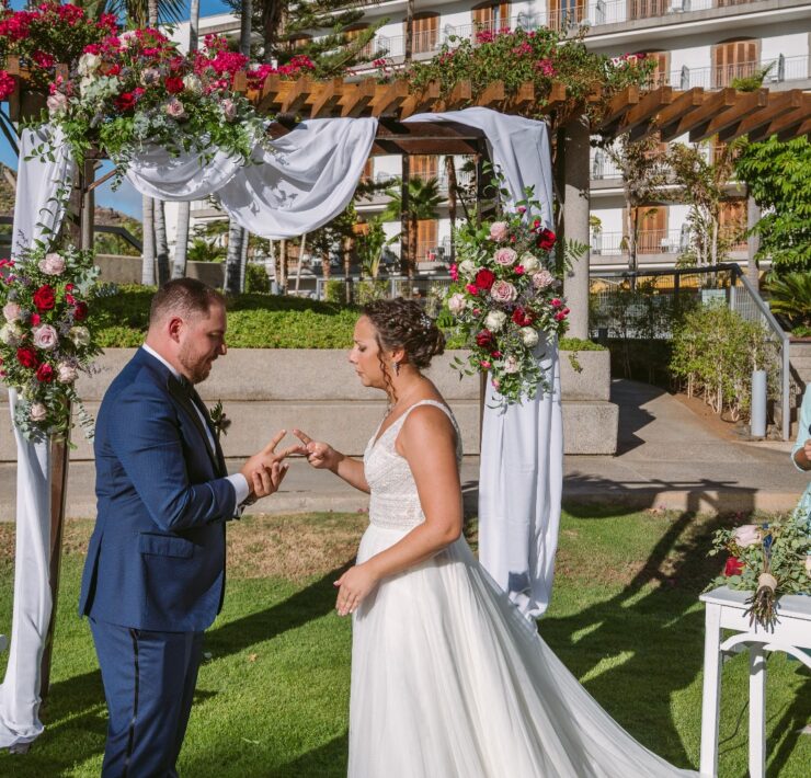 qué hace una maestra de ceremonias